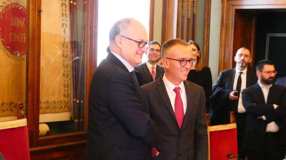 CAMPIDOGLIO - Stadio, Gualtieri: "La Giunta Comunale ha votato la delibera di interesse pubblico, progetto definitivo auspicabilmente entro l'anno". Berardi: "Ci auguriamo il debutto nell'anno del centenario". FOTO! VIDEO!