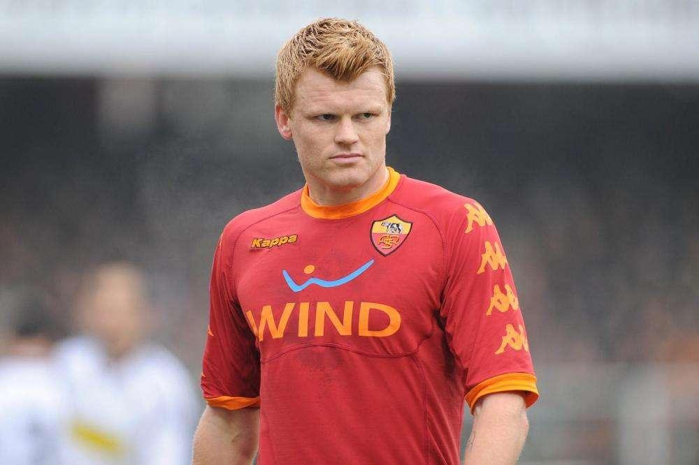 Accadde oggi - Riise: "Mi sento in colpa per la doppietta di Pazzini". La Roma domina a Bologna e gioca la sua miglior partita con Luis Enrique. Di Vaio: "Poche volte in carriera ho visto una partita così" 