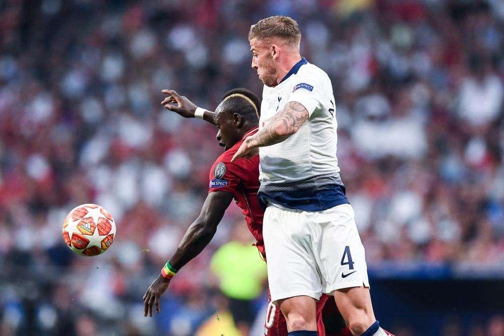 Tottenham, Alderweireld prolunga il suo contratto fino al 2023