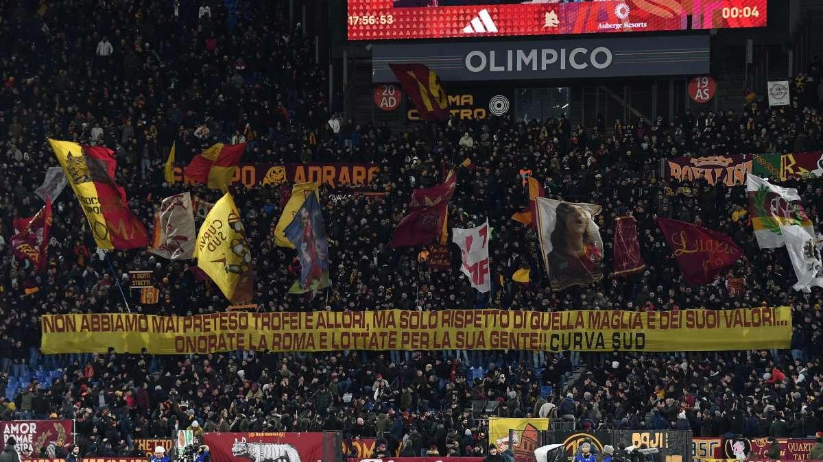 LA VOCE DELLA SERA - Ecco la Roma di De Rossi. Giacinti: "Sapevo che Roma sarebbe diventata casa mia". Roma-Lazio, i giallorossi giocheranno con una speciale quarta maglia