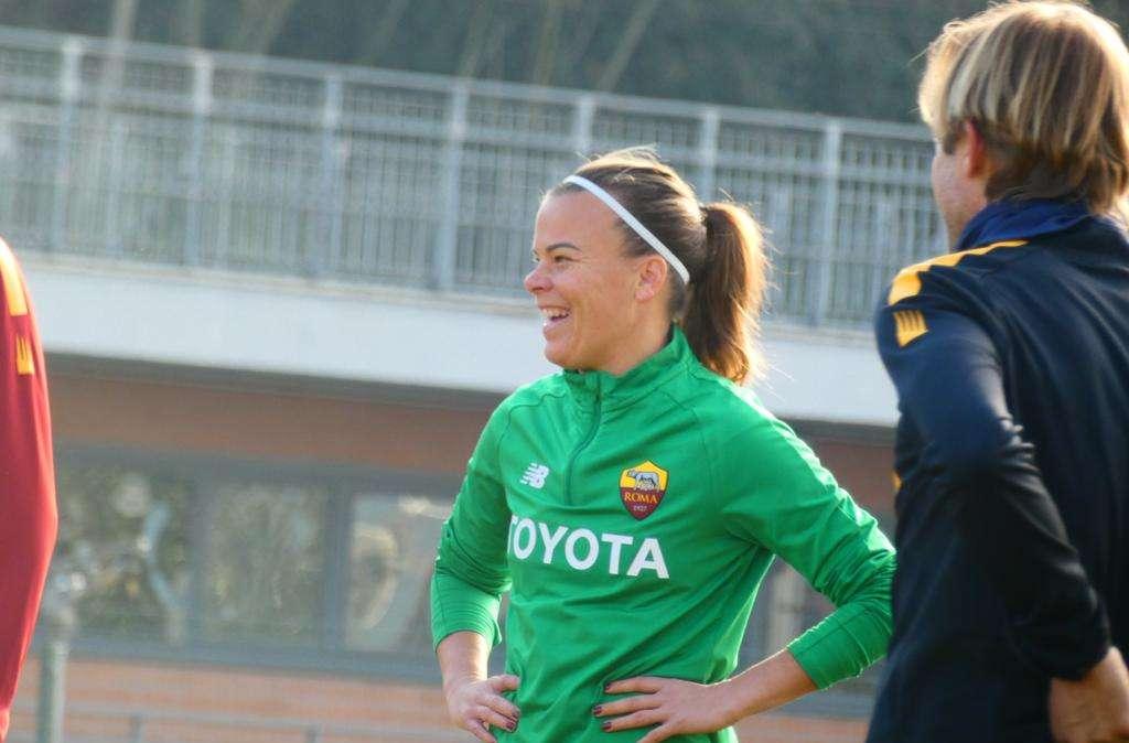 Gli auguri della Roma Femminile a Öhrström