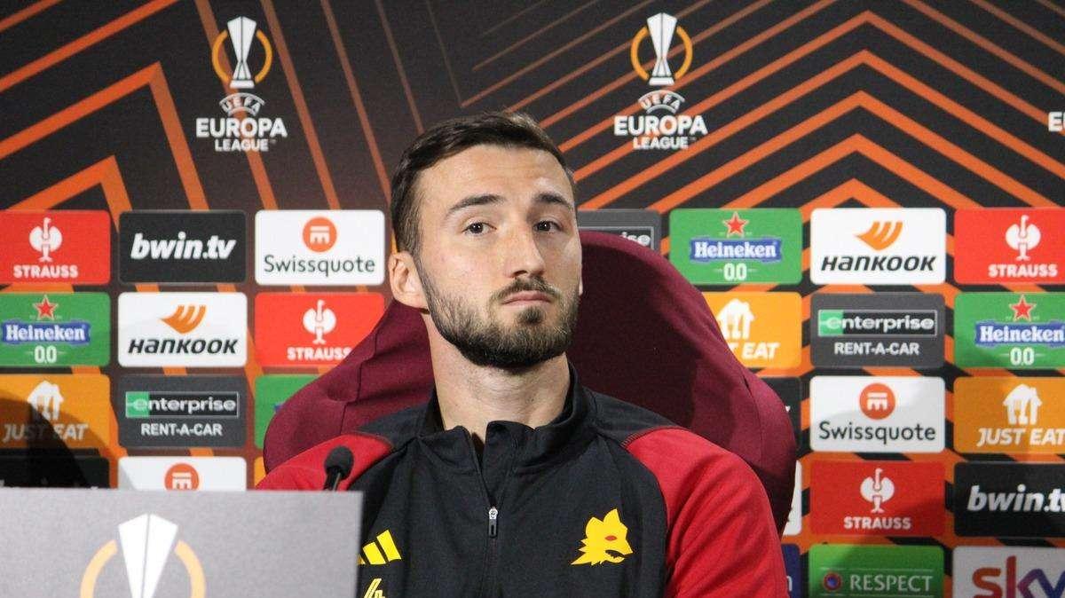 Conferenza stampa - Cristante: "De Rossi si sta rivelando la soluzione giusta. Futuro? Non sento questa esigenza di muovermi. Abbiamo una bella consapevolezza europea". VIDEO!