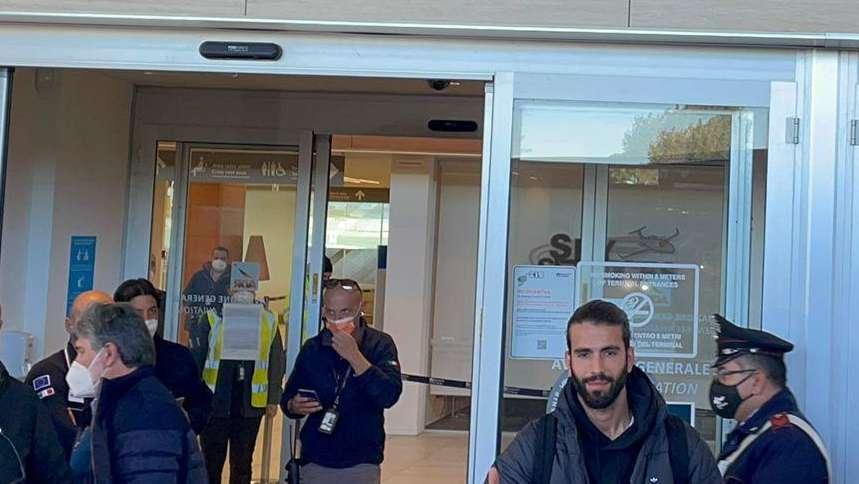 OLIVEIRA - Il calciatore è sbarcato a Ciampino. Svolte le visite mediche a Villa Stuart. FOTO! VIDEO!