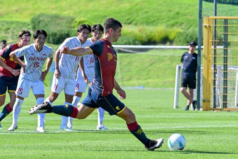 Genoa, 1-1 con nazionale universitaria Giappone