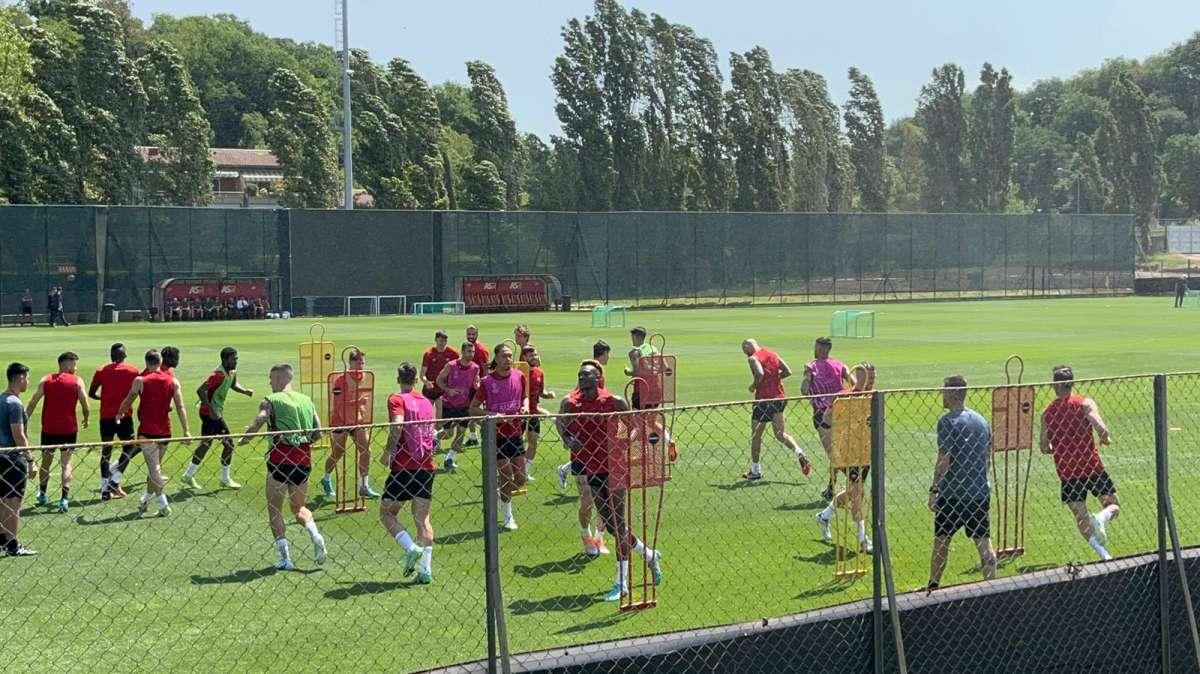 VG - La Roma lascerà Trigoria alle ore 14:00. La partenza per Tirana è prevista per le 15:00