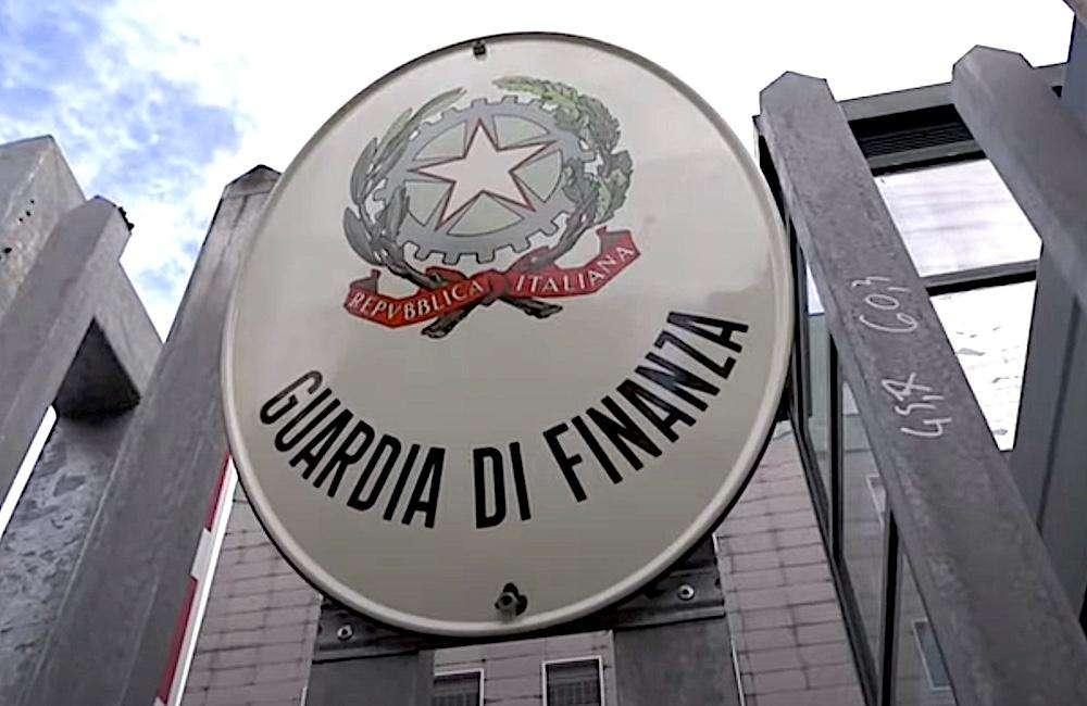 Perquisizioni della Guardia di Finanza presso la sede della Roma