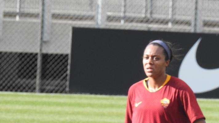 Roma Femminile, Swaby: "Adesso sono a mio agio, mi sono dovuta abituare al tipo di allenamento. Non era nei miei piani fare la calciatrice". VIDEO!