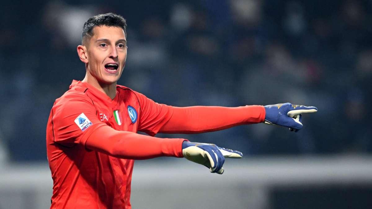 Napoli, Gollini: "Con il Frosinone serata da accantonare, ma sarà da stimolo per la Roma. Chiediamo scusa ai tifosi"