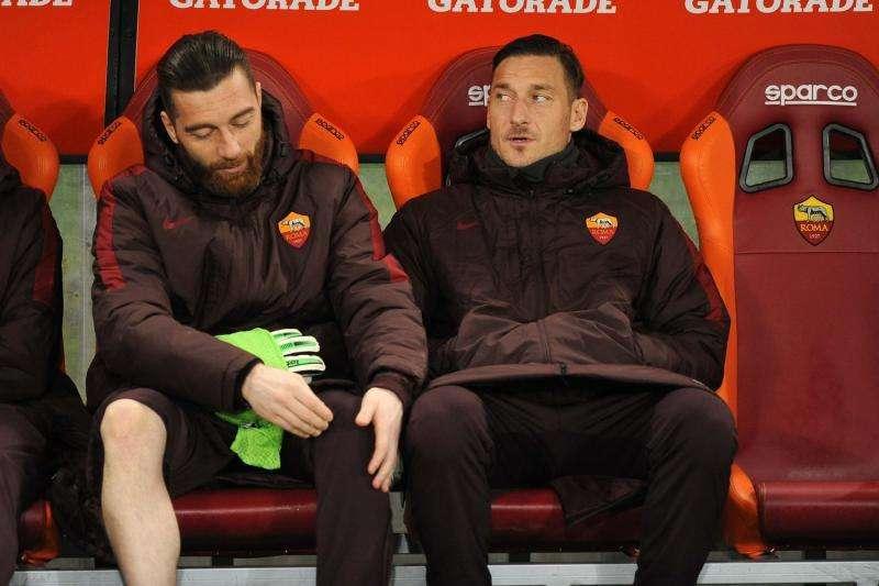 De Sanctis a un tifoso: "Dobbiamo sopportare Totti per un altro anno"