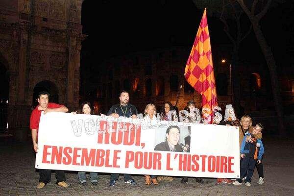 Striscione per Garcia vicino all'Arco di Costantino: "Rudi insieme per la storia". FOTO!