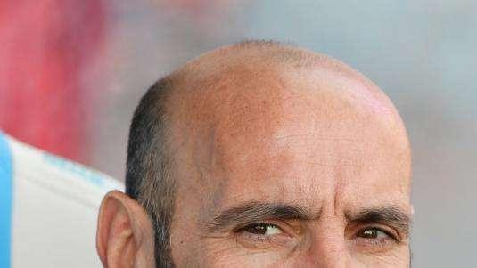Lo striscione di Monchi rivolto ai giocatori: "Improbabile vuol dire solo che può succedere"