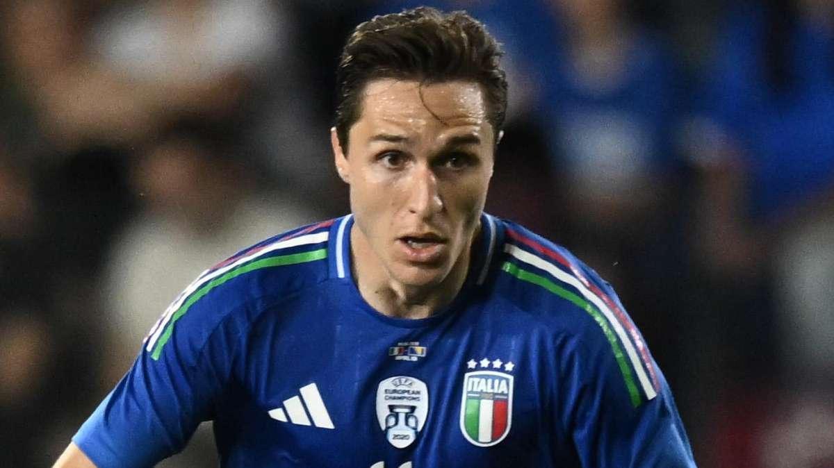 Calciomercato Roma - Si punta al prestito per Chiesa, ma c'è il nodo Salah