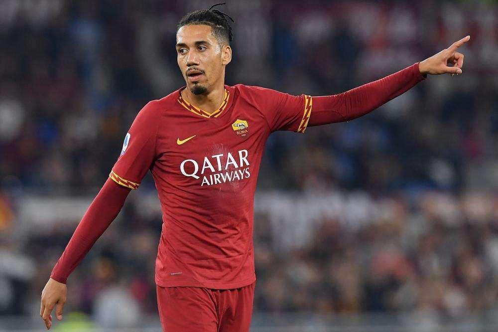 Lo United potrebbe bloccare la permanenza di Smalling a Roma