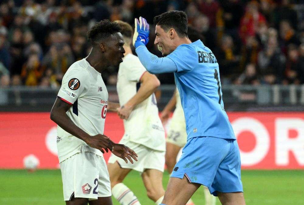 Turchia, il portiere Ozer lascia il ritiro "senza permesso"