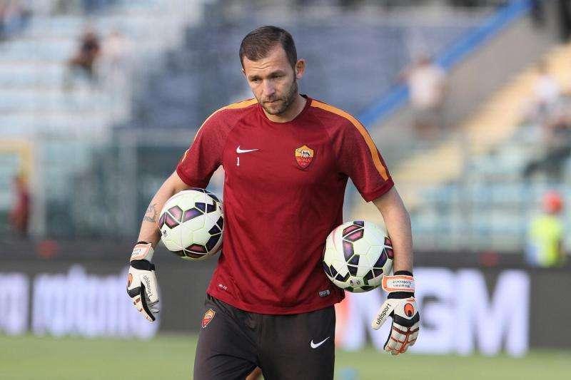 Accadde oggi - De Rossi: "Andare via? Ci ho pensato, ma non sarei felice lontano da Roma". La lettera di saluto di Lobont. Insigne: "Se mi chiamasse la Roma andrei"