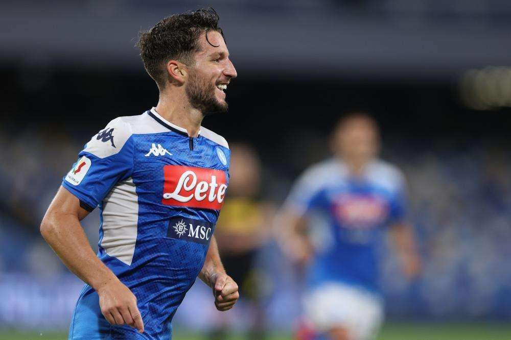 Napoli, Mertens rinnova per due anni