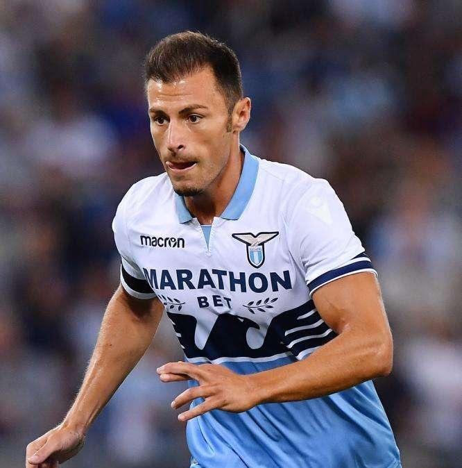 Lazio, Radu ottimista sul suo recupero per il derby all'uscita della Paideia: "Tutto apposto"