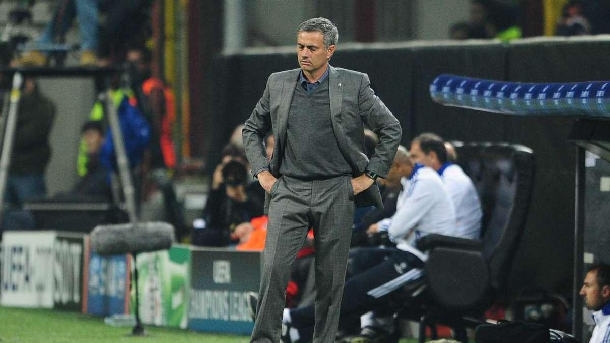 Accadde oggi - Mourinho: "Impossibile acquistare De Rossi, lui e Totti sono la Roma". Bruno Conti: "Totti avrebbe meritato un altro trattamento"