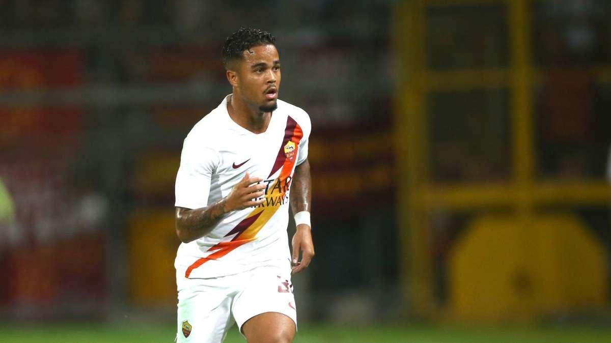 Kluivert sbarca a Valencia: "Molto contento di essere qui". VIDEO!