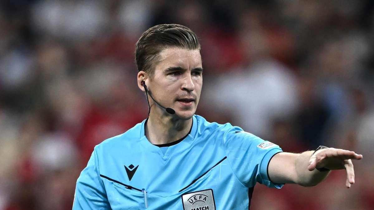 Europa League - Roma-Porto, arbitra Letexier, bilancio negativo per i giallorossi, i portoghesi, invece, non lo hanno mai incontrato. Al VAR Delajod