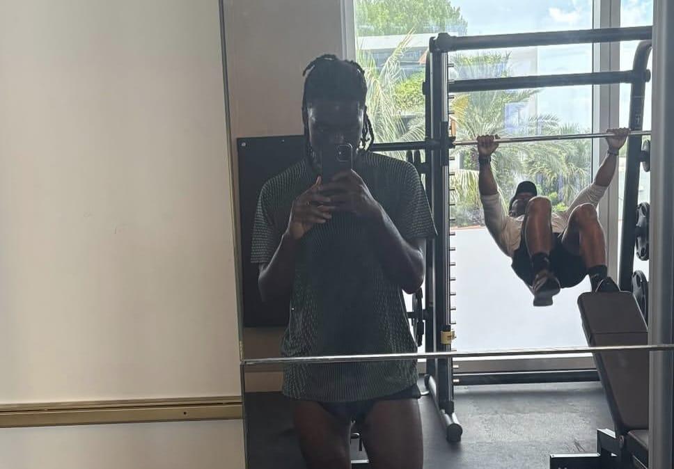 Koné, allenamento in palestra durante la sua vacanza a Miami