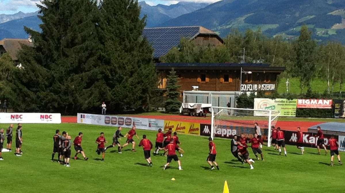 RISCONE - Assenti Perrotta e Vucinic. Luis Enrique prova Menez mezzala, in avanti ancora Totti, Caprari e Borriello 