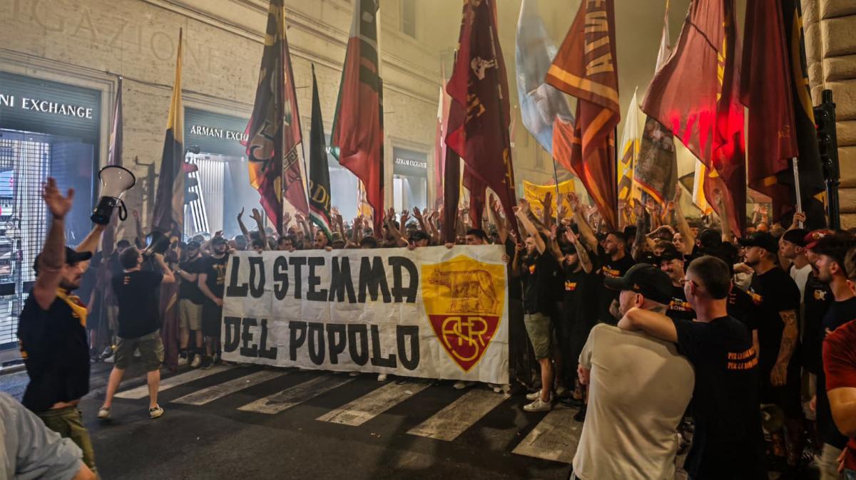 Calciomercato, Balerdi è atterrato a Roma. Svelato il calendario della Champions League. Femminile, Piovani: "Sassuolo squadra organizzata"
