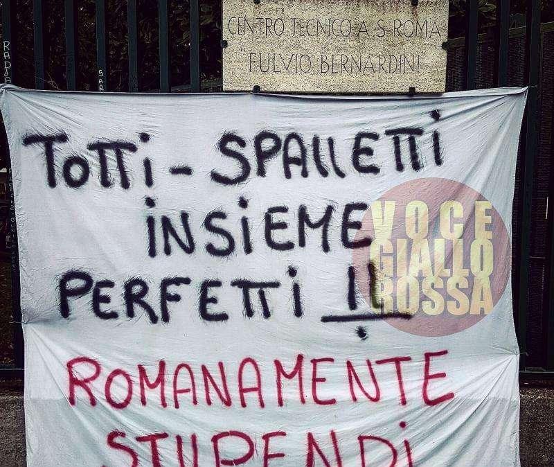 Striscione a Trigoria: "Totti-Spalletti insieme perfetti. Romanamente stupendi". FOTO!
