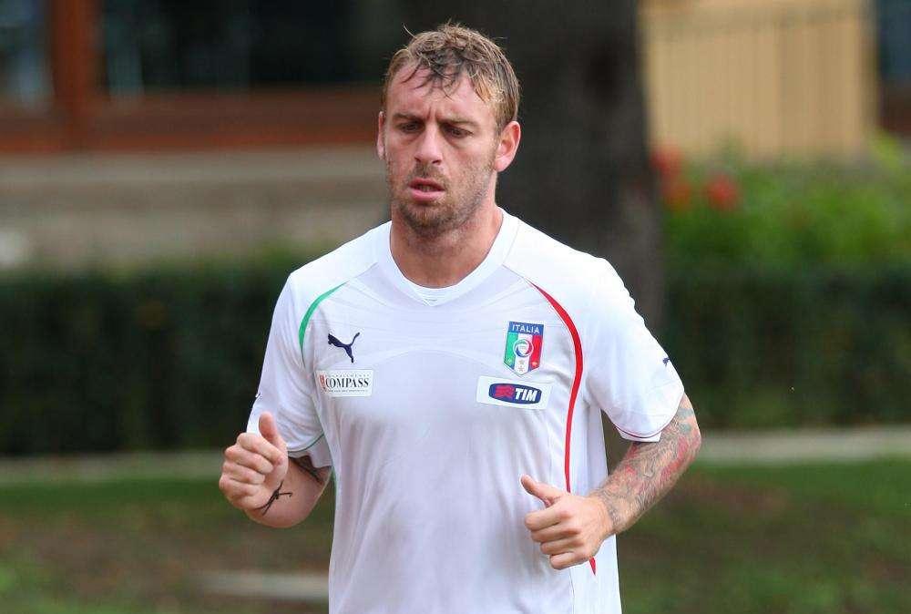 INFORTUNATI: De Rossi e Vucinic niente Genoa, su Pizarro e Menez si decide domani