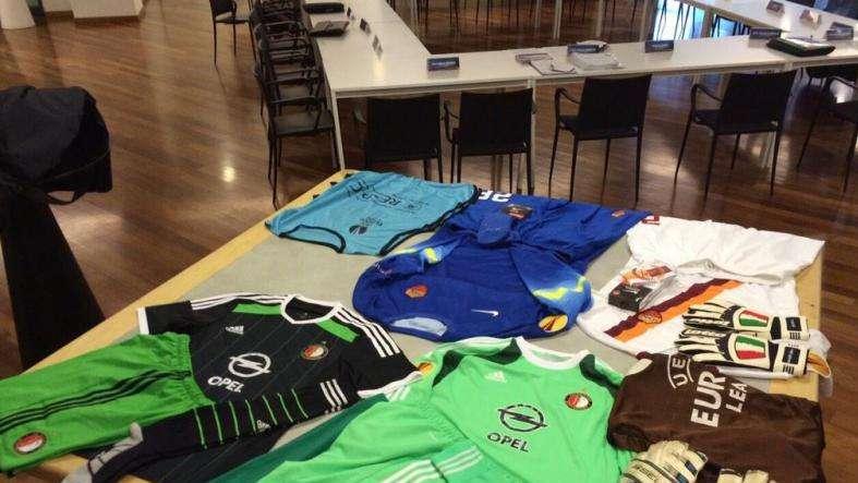 Twitter Feyenoord : "Le divise di stasera". FOTO!