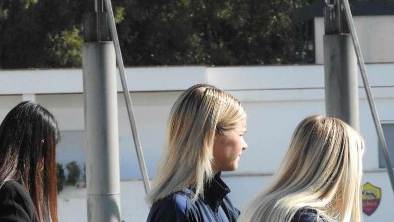 Twitter, Hegerberg scherza: "Se la squadra maschile è a corto di giocatori ci siamo io e Thestrup, ma li ho visti pronti". FOTO!