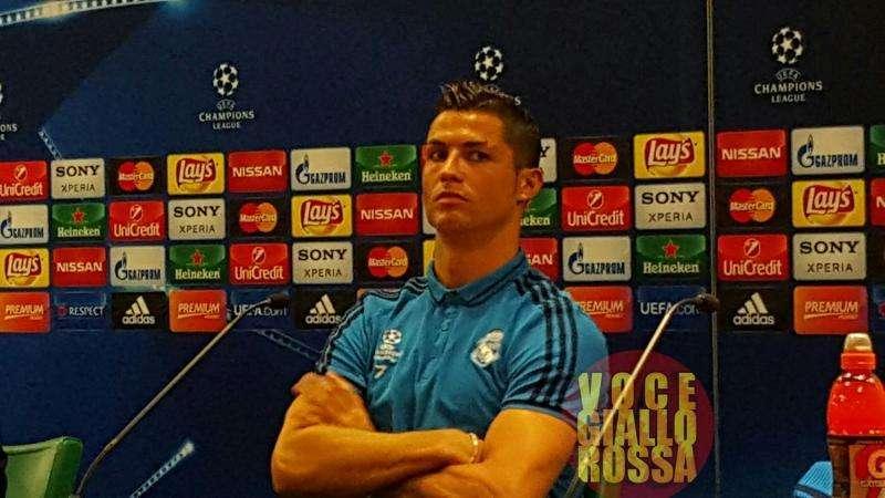 Real Madrid, Cristiano Ronaldo accusa i suoi: "Se gli altri fossero al mio livello saremmo primi". Poi corregge il tiro...