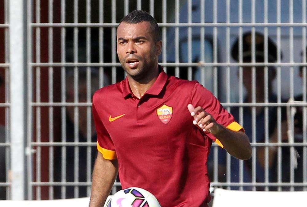 Twitter, Cole: "Ho firmato con la Roma perché voglio confrontarmi in una squadra più esigente"