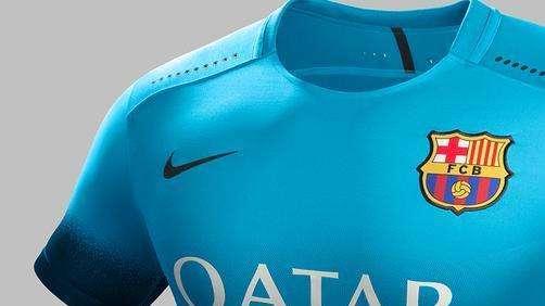 Twitter, Barcellona: "Ecco la maglia per la sfida contro la Roma!"