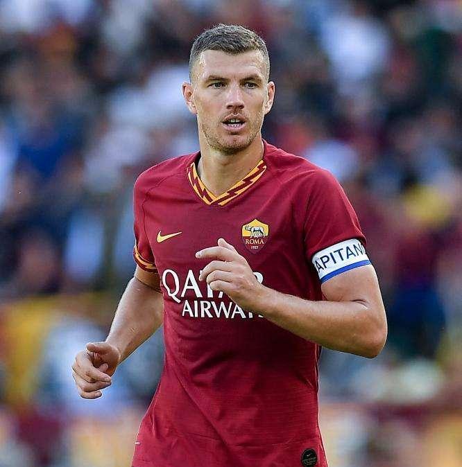 Dzeko: "La fascia di capitano pesa. Senza Totti e De Rossi abbiamo perso qualcosa. Zaniolo deve essere grato alla Roma"