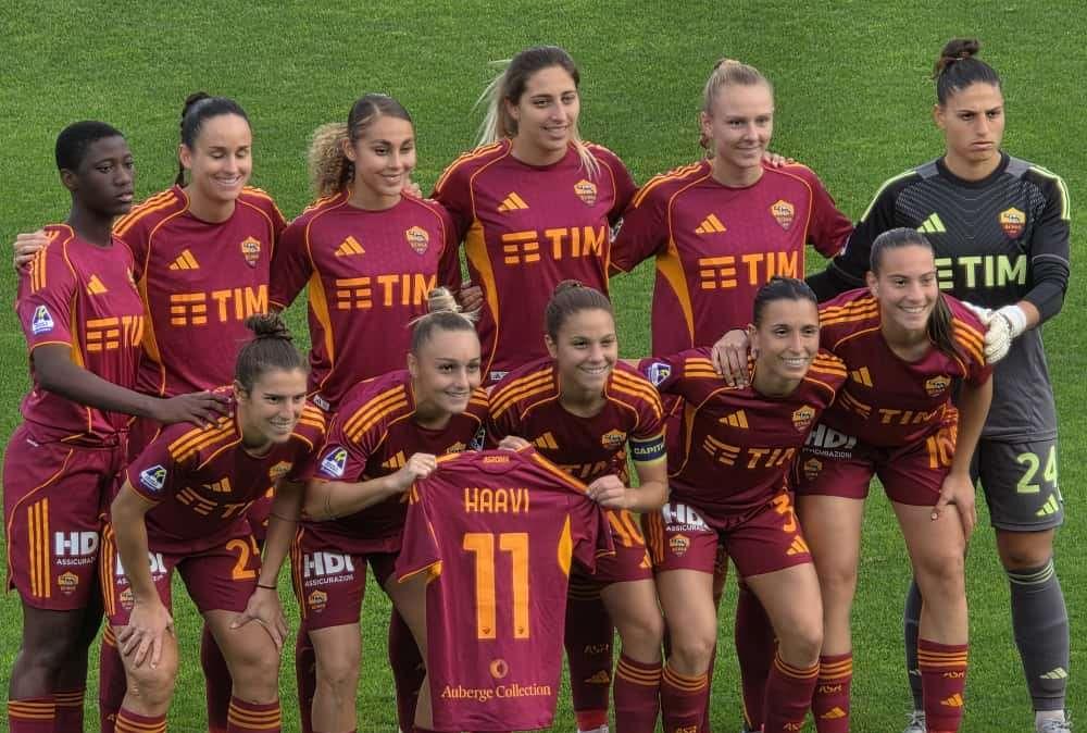 Serie A Femminile - Roma-Lazio 1-0 - Le giallorosse vincono il derby e volano al primo posto