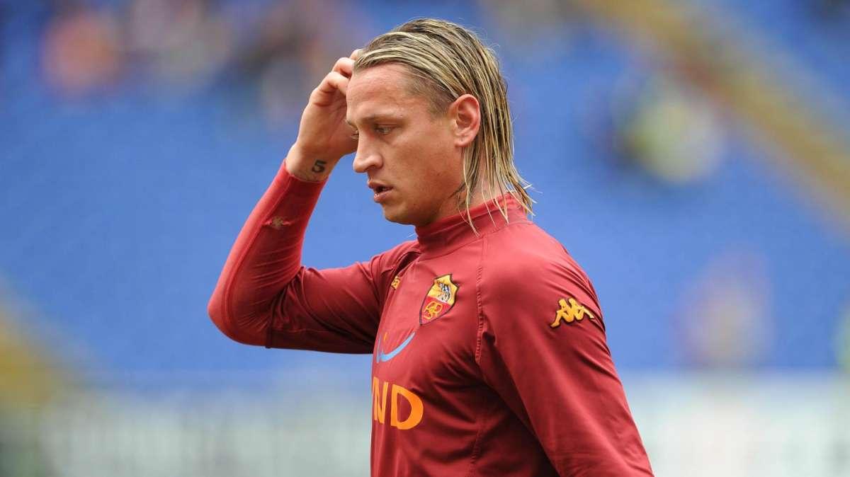 Comunicato AS Roma: per Mexes  elongazione al bicipite femorale destro