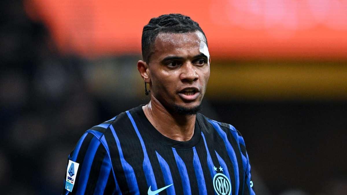 Inter, Akanji: "Vogliamo vincere tutto, non guardiamo gli avversari"