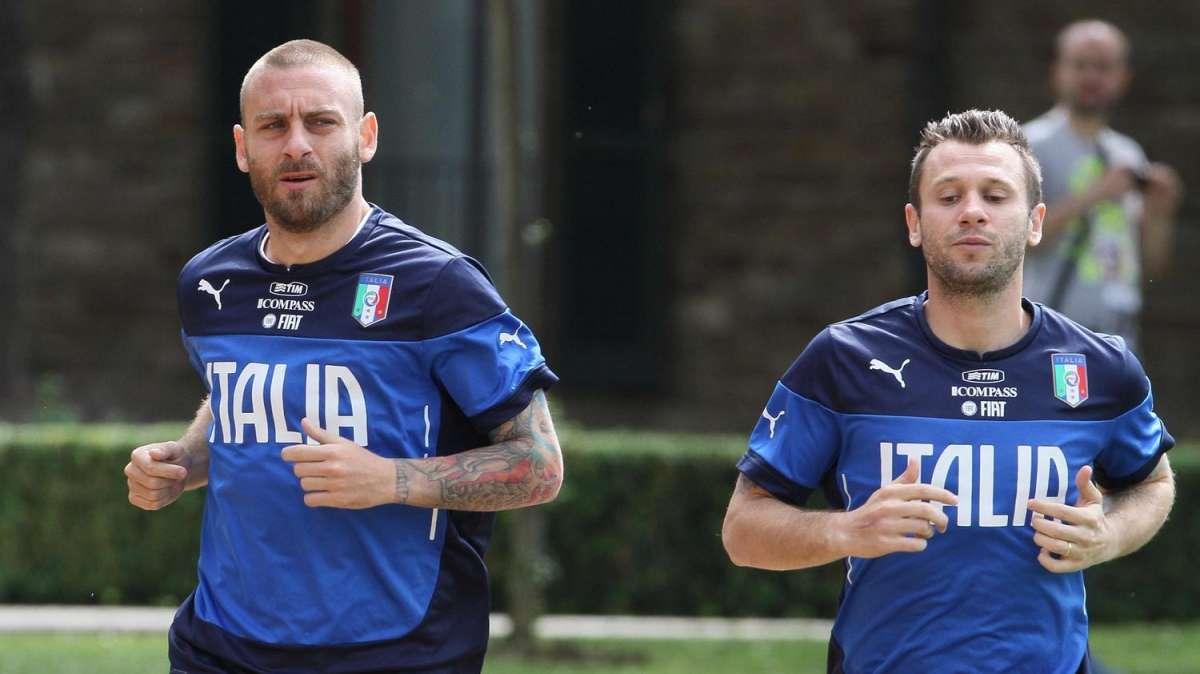 Italia, De Rossi provato con Pirlo e Verratti