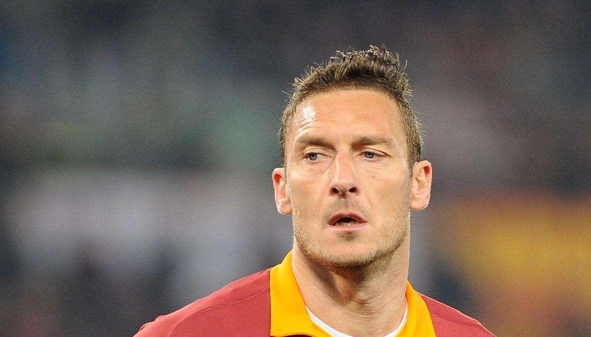 Totti: "Nel 2000 avrei meritato il Pallone d'Oro. Ho scelto di restare a vita alla Roma"