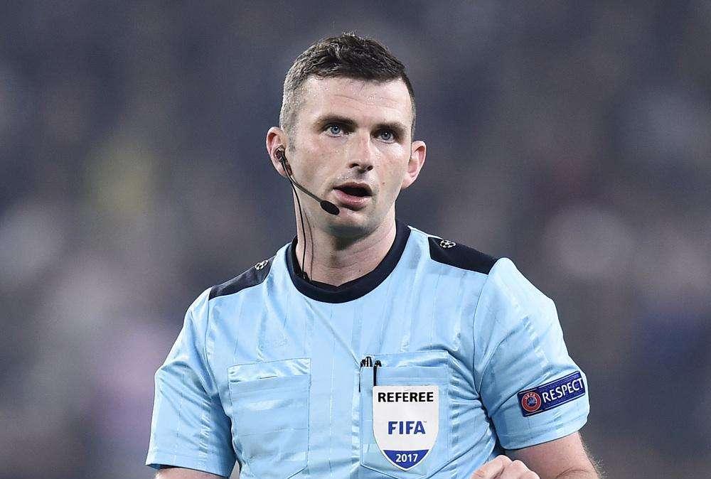 L'arbitro - Oliver l'arbitro di Roma-Bayer Leverkusen. Zero precedenti con i giallorossi, tre vittorie con i tedeschi