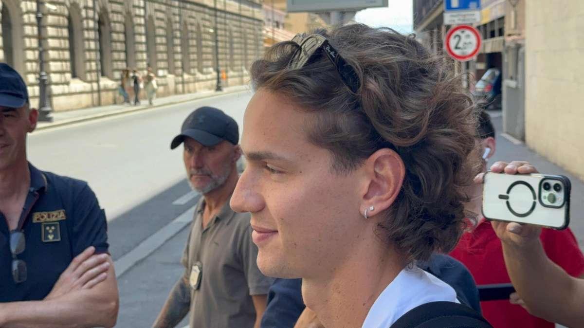Ghilardi: "Sono molto contento di vestire questa maglia. Daje Roma". VIDEO!