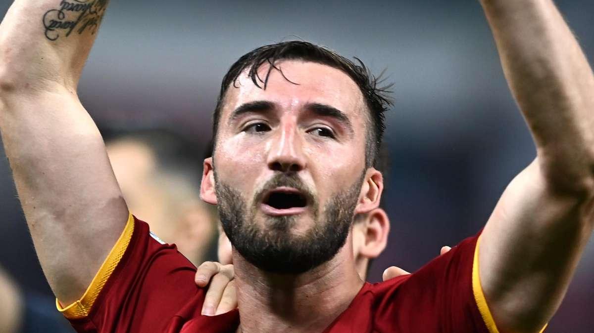 Cristante: "È un onore e un privilegio aver raggiunto le 200 presenze con la Roma"