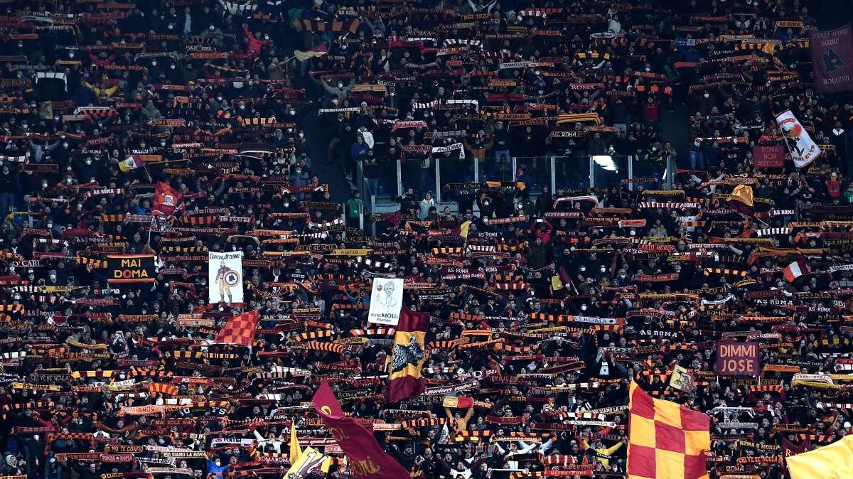 LA VOCE DELLA SERA - Karsdorp: "Farò altri assist per Abraham". Filtra ottimismo per il rientro di Spinazzola. Pronto l'assalto a Senesi e Paredes