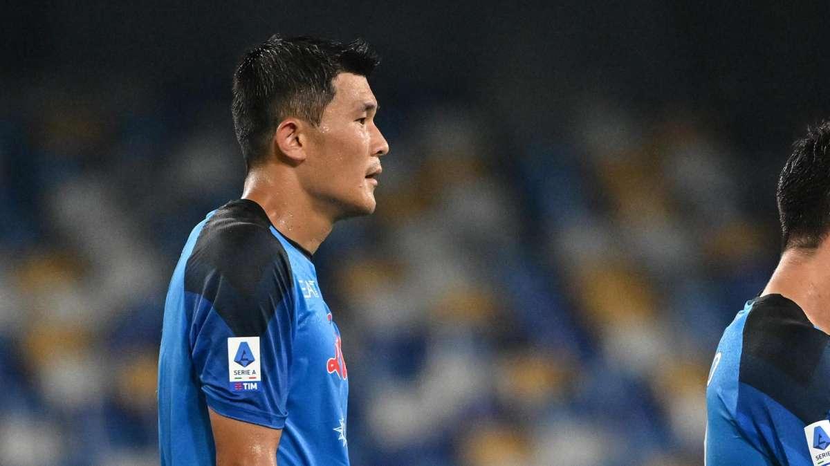 Il PSG continua a guardare in Serie A. Dalla Francia: dopo Skriniar l'obiettivo è Kim min-Jae