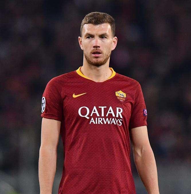 Dzeko: "Battere il Barcellona è stato più difficile che vincere il titolo col City. Mi sarebbe piaciuto giocare con un Totti più giovane. Contro il Liverpool sbagliammo a non pensare anche al ritorno"