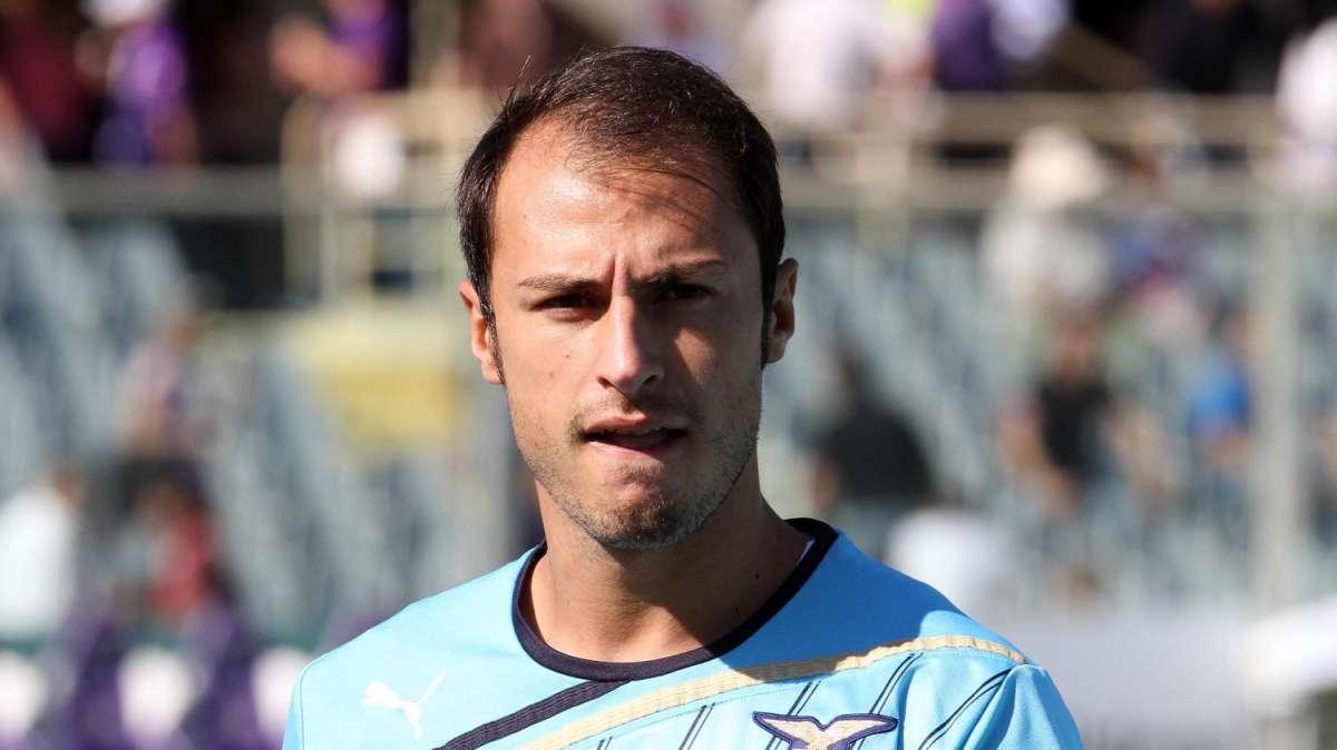 Ag. Radu: "Al momento resta alla Lazio"