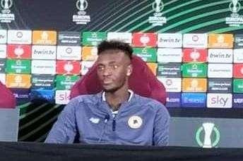 TRIGORIA - Abraham: "Sono innamorato della Roma dal primo giorno, penso si veda. Capita di attraversare momenti difficili, ma è ora di superarli"