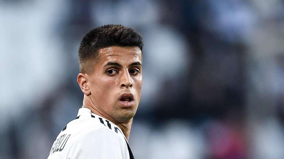 Scambi e plusvalenze sospette tra Juventus e Manchester City finiscono in procura federale 
