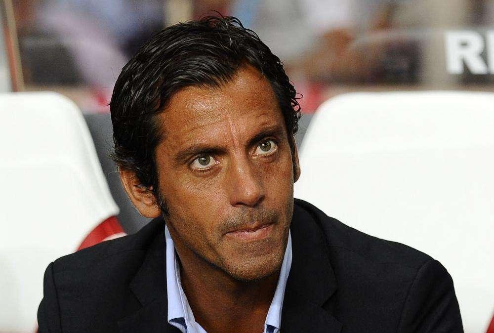 Per la panchina spunta anche Quique Sanchez Flores